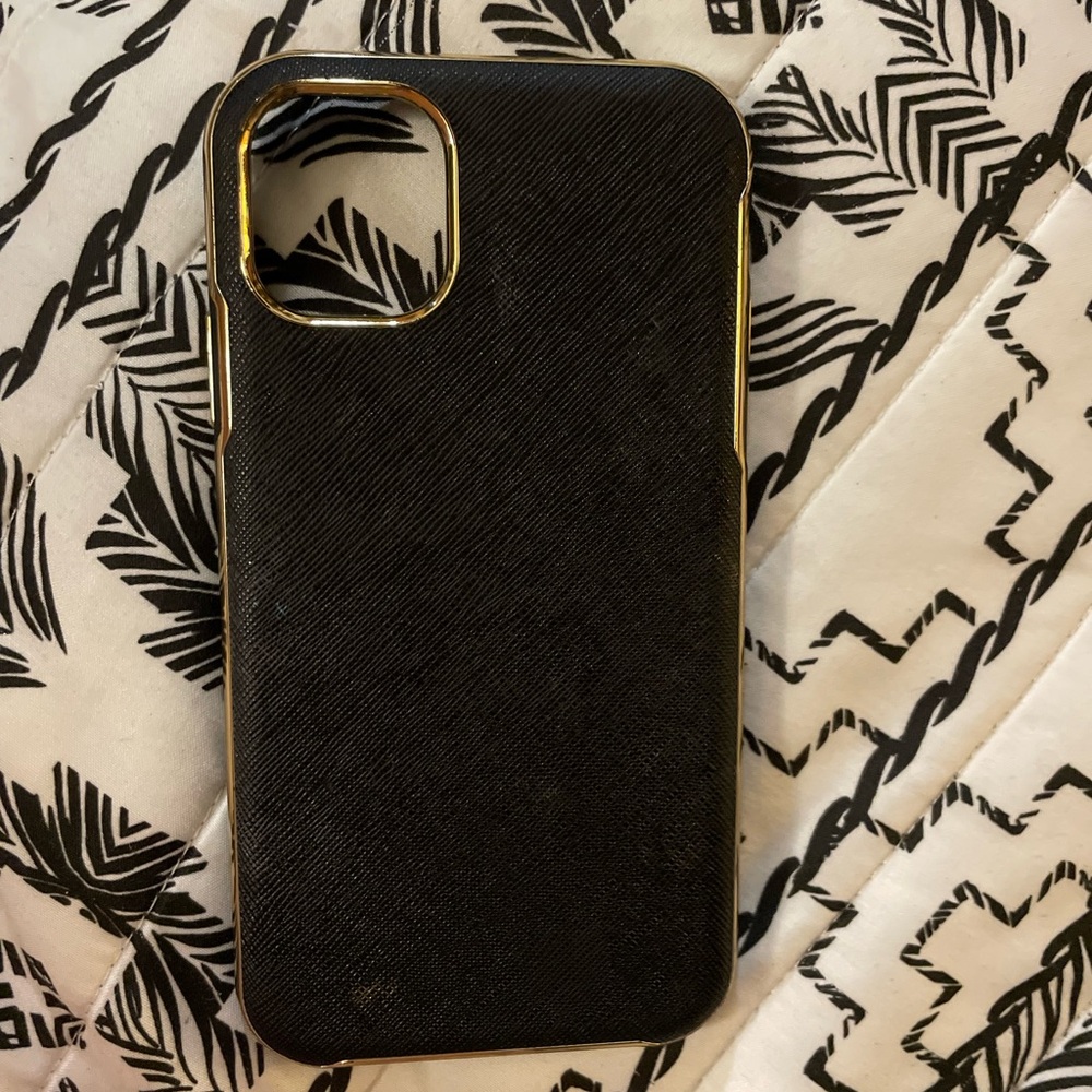 black and gold iPhone 11 case